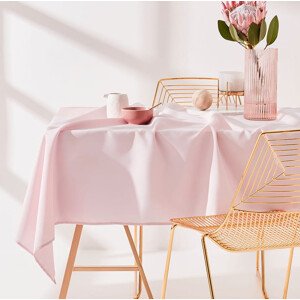 Ubrus na stůl v růžové barvě bez potlače 140 x 220 cm